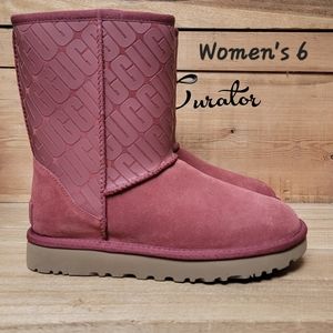 Ugg Australia Classic Short II Logo Boots size 6